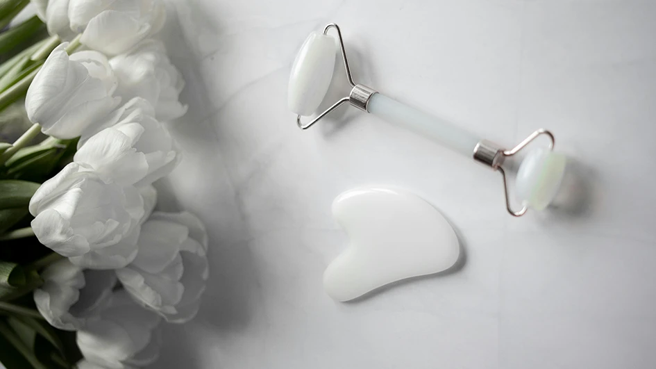 Le blanc pur apporte pureté et sophistication à un spa de luxe.