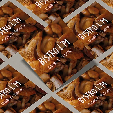 Cartes de visite Bistro L’M sur fond de girolles, déclinaison des gros plans d’aliments bruts